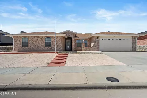 4312 Loma Diamante Dr, El Paso, TX 79934
