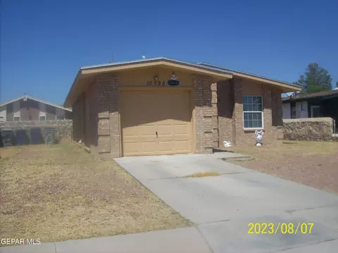 10925 Bay Bridge St, El Paso, TX 79934