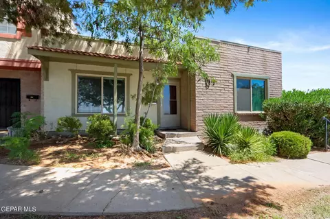 215 Montego Bay Dr, El Paso, TX 79912