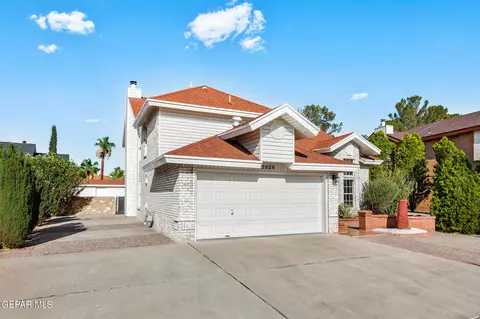 2028 Desert Sun Dr, El Paso, TX 79938