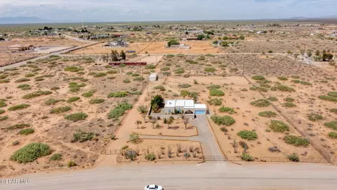 14119 Bradley Rd, El Paso, TX 79938