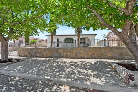 3526 Lincoln Ave, El Paso, TX 79930
