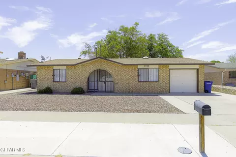 2908 Bert Yancey Dr, El Paso, TX 79936