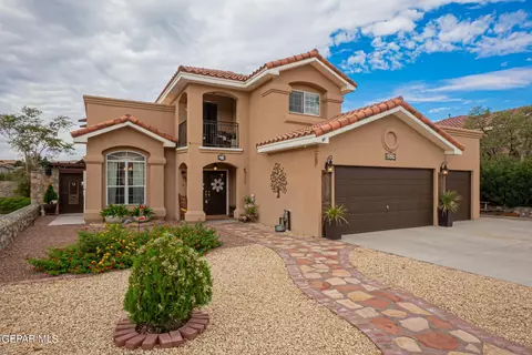 6374 Franklin Summit Dr, El Paso, TX 79912