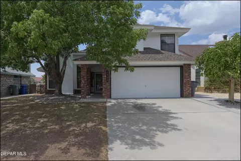 1105 Feather Hawk Dr, El Paso, TX 79912