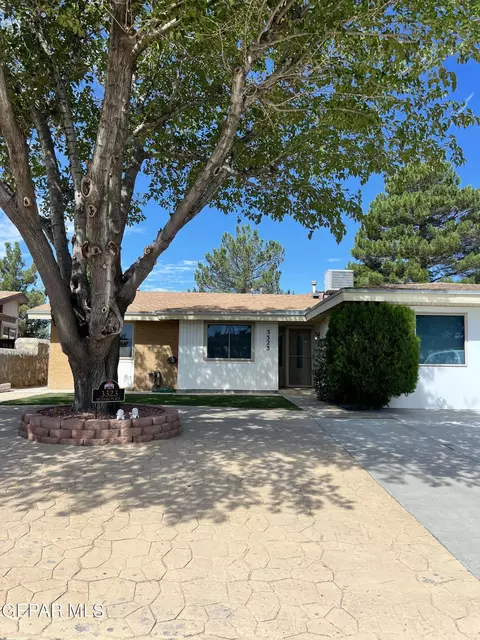 3323 Quanah St, El Paso, TX 79936