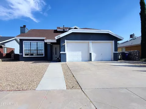 4745 Loma De Plata Dr, El Paso, TX 79934