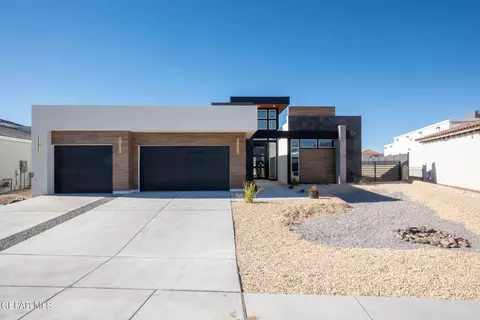 5811 Juniper Creek Crk, El Paso, TX 79932