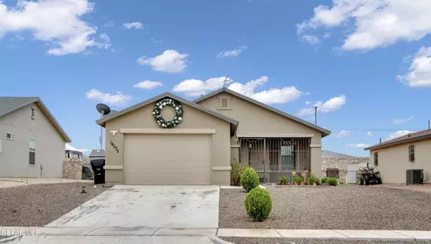 14572 Escalera Dr, El Paso, TX 79928