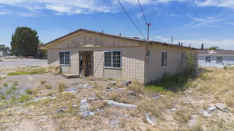 421 Silver Rd, Vinton, TX 79821 photo 14