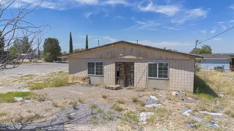 421 Silver Rd, Vinton, TX 79821 photo 12