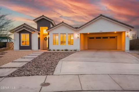 1751 Buckboard St, El Paso, TX 79911