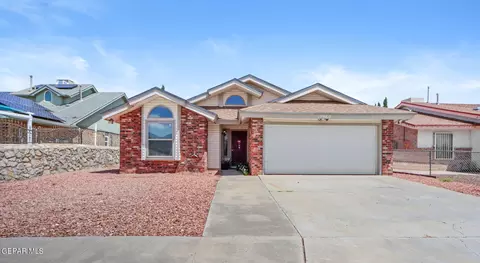 10960 Yogi Berra Cir, El Paso, TX 79934