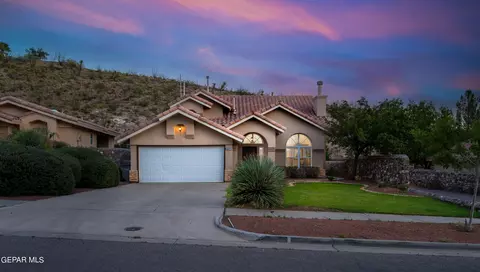 5672 Burning Tree Dr, El Paso, TX 79912