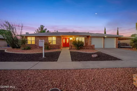 6713 Cresta Bonita Dr, El Paso, TX 79912