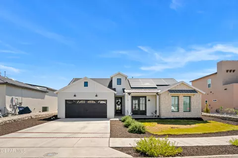 924 Abe Goldberg Dr, El Paso, TX 79932