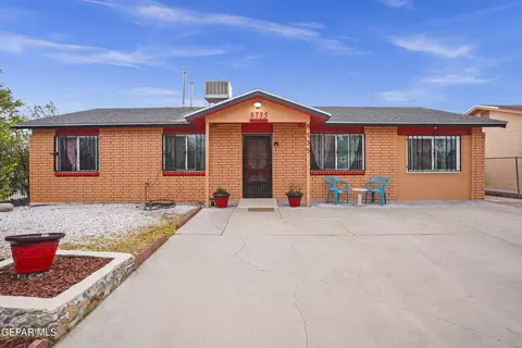 8735 Iglesia Cir, El Paso, TX 79907