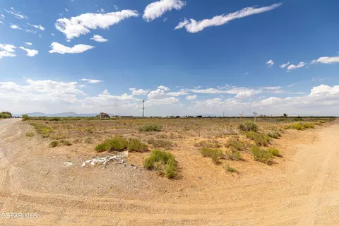 14772 Gruenther Road Rd, El Paso, TX 79938