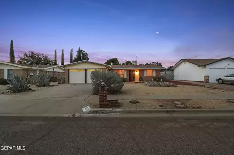 10831 Gloster Ct, El Paso, TX 79935