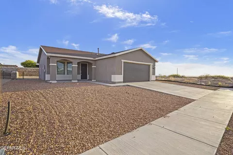14208 Narciso Dr, Horizon City, TX 79928
