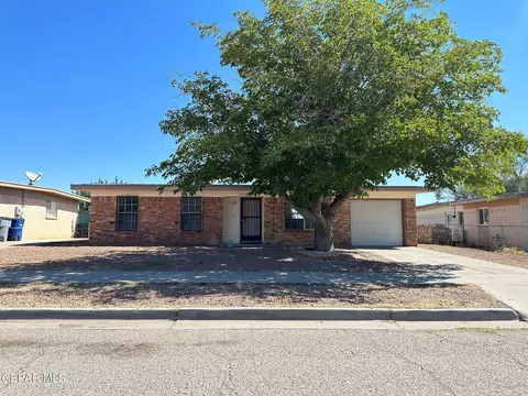 10456 Centaur Dr, El Paso, TX 79924