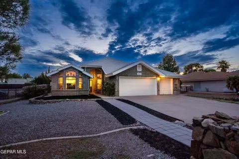 5633 Spiritus Pl, El Paso, TX 79932