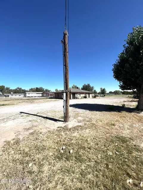 19149 Chamizo Rd, Tornillo, TX 79853 photo 10