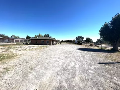 19149 Chamizo Rd, Tornillo, TX 79853 photo 11