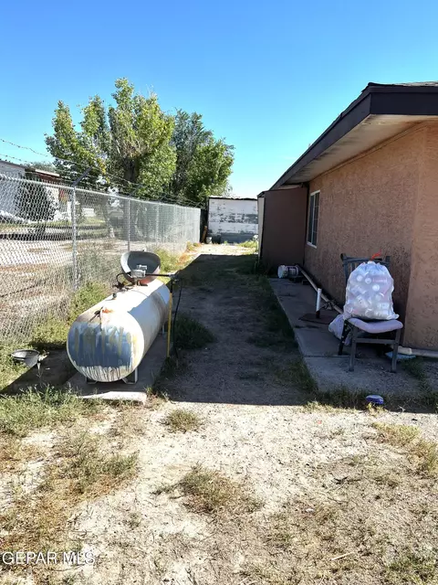 19149 Chamizo Rd, Tornillo, TX 79853 photo 3