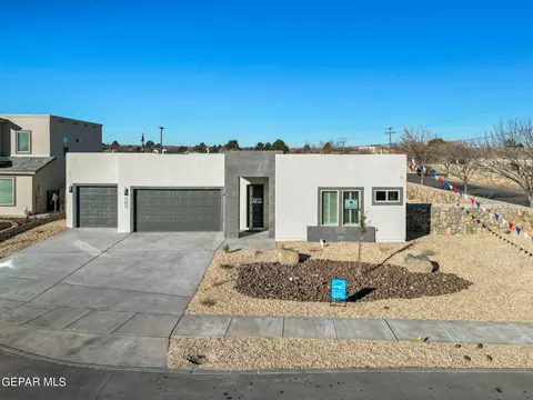 721 Valley Pine Dr, El Paso, TX 79932