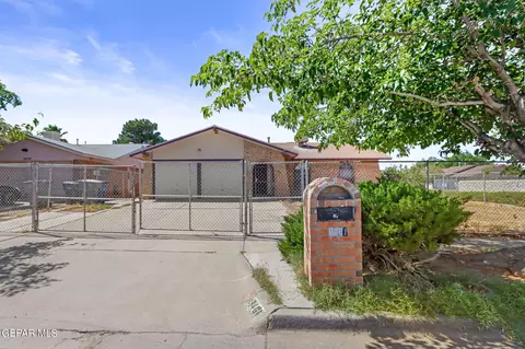 3461 Slocum St, El Paso, TX 79936