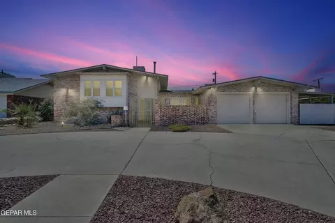 6420 Cloudview Dr, El Paso, TX 79912