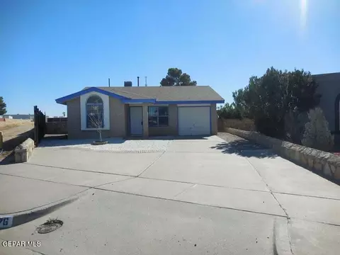11876 Francis Scobee Dr, El Paso, TX 79936