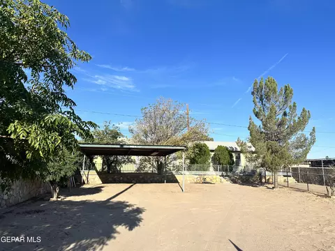 110 Mimbre Dr, Sunland Park, NM 88063