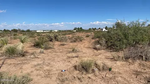 618 Tumbleweed Rd, Chaparral, NM 88081
