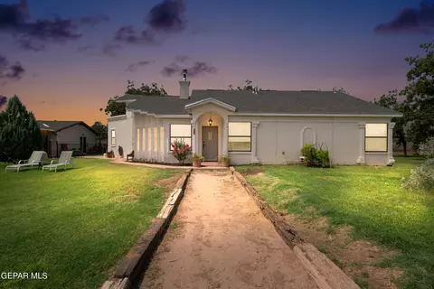 105 W Campos, Canutillo, TX 79835