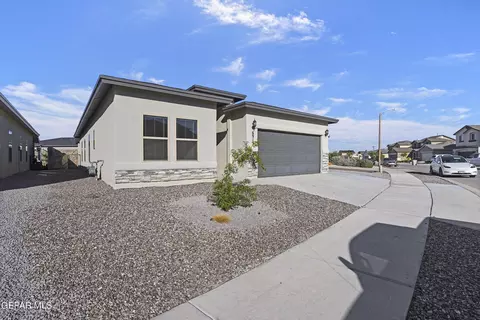 6913 Brown Mesquite Ln, El Paso, TX 79934