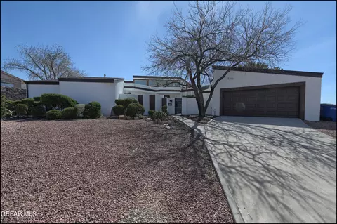 504 Sharondale Dr, El Paso, TX 79912