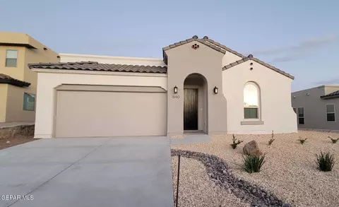 840 Eastwell Dr, Horizon City, TX 79928