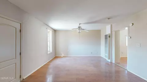 300 E Washington St, Anthony, TX 79821 photo 3