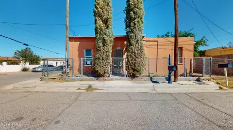 300 E Washington St, Anthony, TX 79821