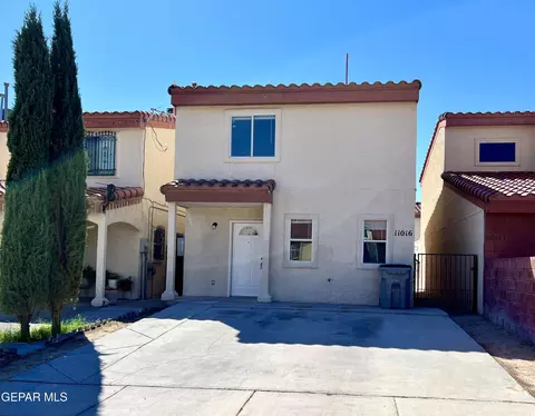 11016 Sunshine Ct, El Paso, TX 79936