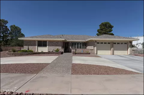 6125 Bandolero Dr, El Paso, TX 79912
