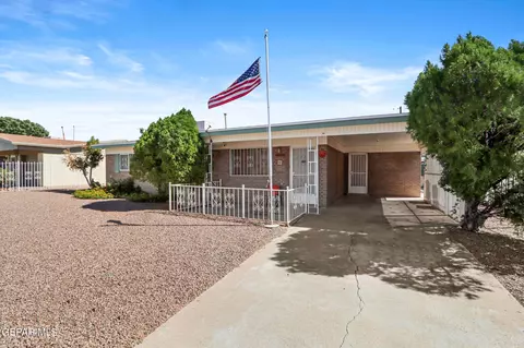 5702 Joe Herrera Dr, El Paso, TX 79924