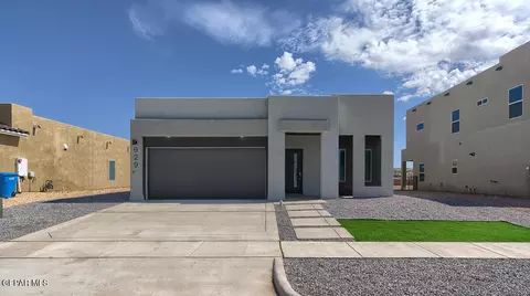532 Logwood Ave, Canutillo, TX 79835