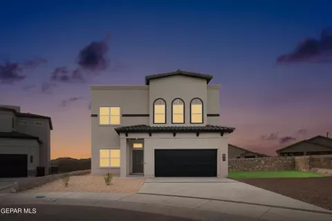 677 La Entrada Cir, Santa Teresa, NM 88008