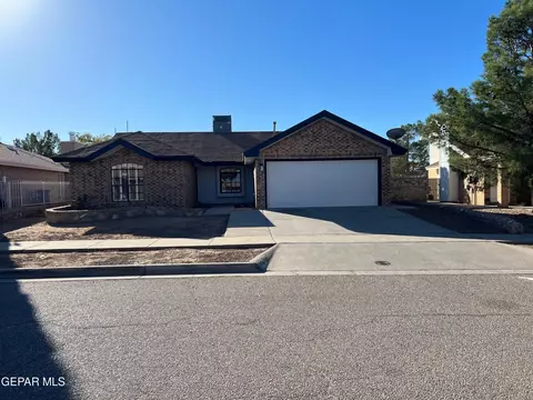 1464 Greg Powers Dr, El Paso, TX 79936