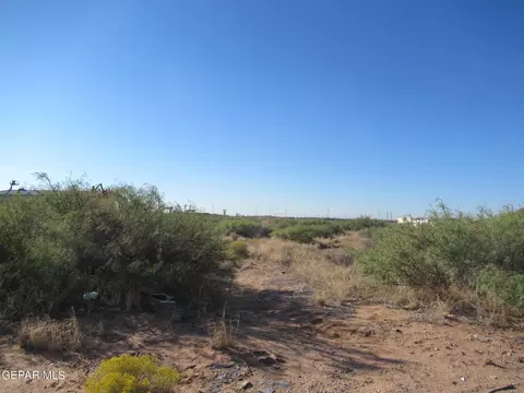 11736 Dade Rd, El Paso, TX 79938