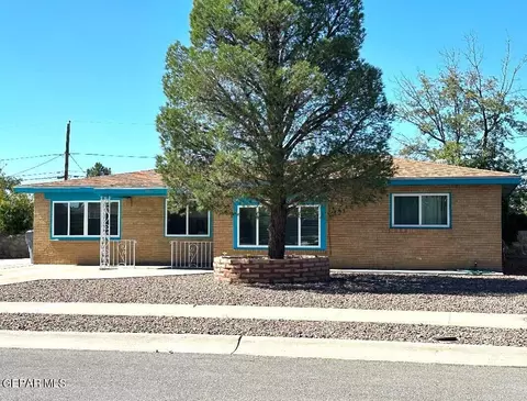 913 Ash Ln, El Paso, TX 79925