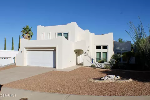 649 Moondale Dr, El Paso, TX 79912